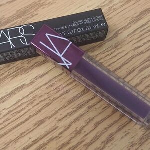 NARS Oil-Infused Lip Tint - Disco Infernal